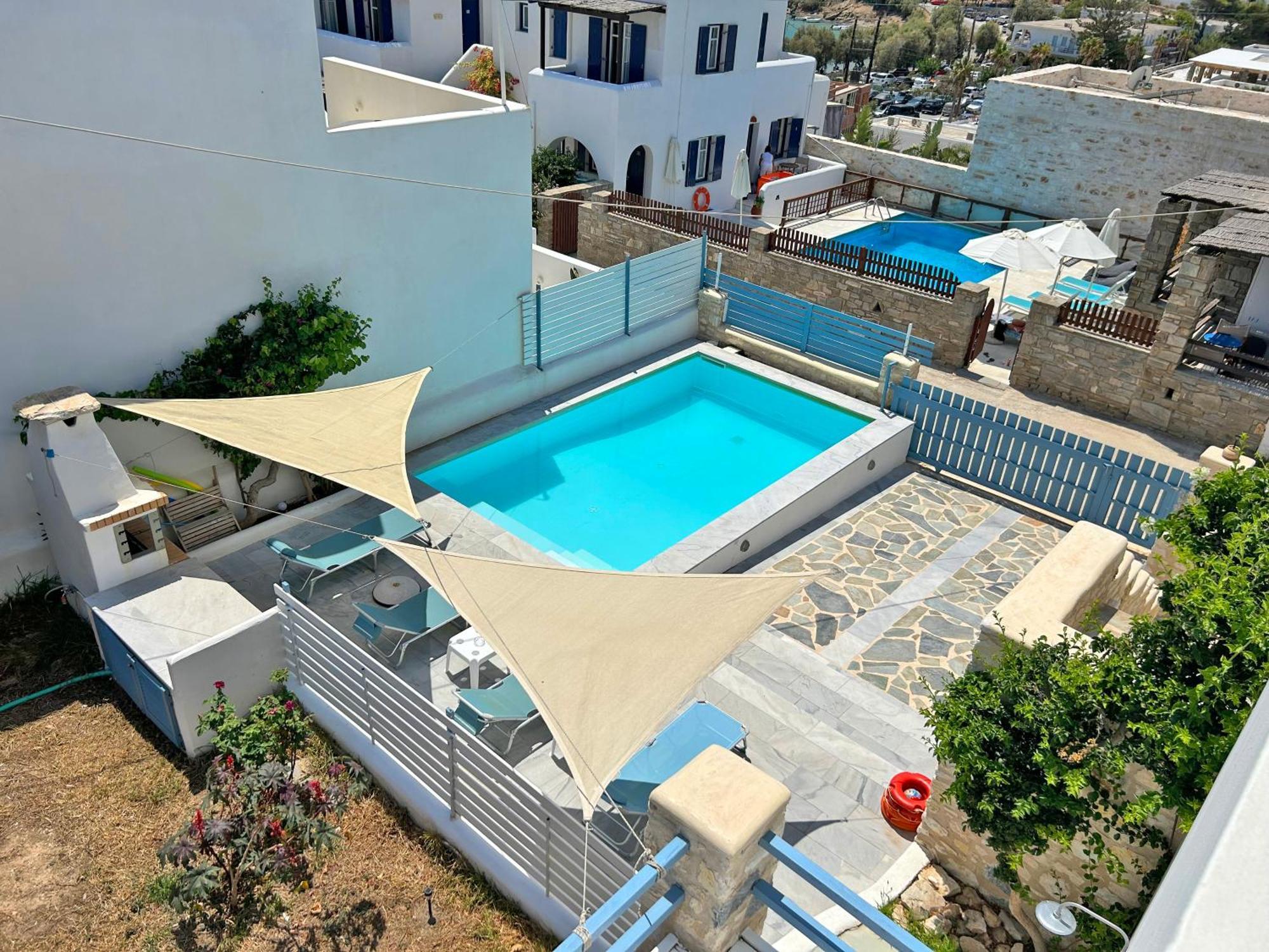Villa Danae - Seaside Villa With Pool & Hot Tub Piso Livadi Exterior foto